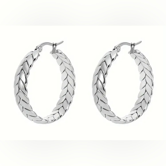Geometric Hoop Earrings Durable Stainless Steel Hypoallergenic gold plated - Picture 1 of 2